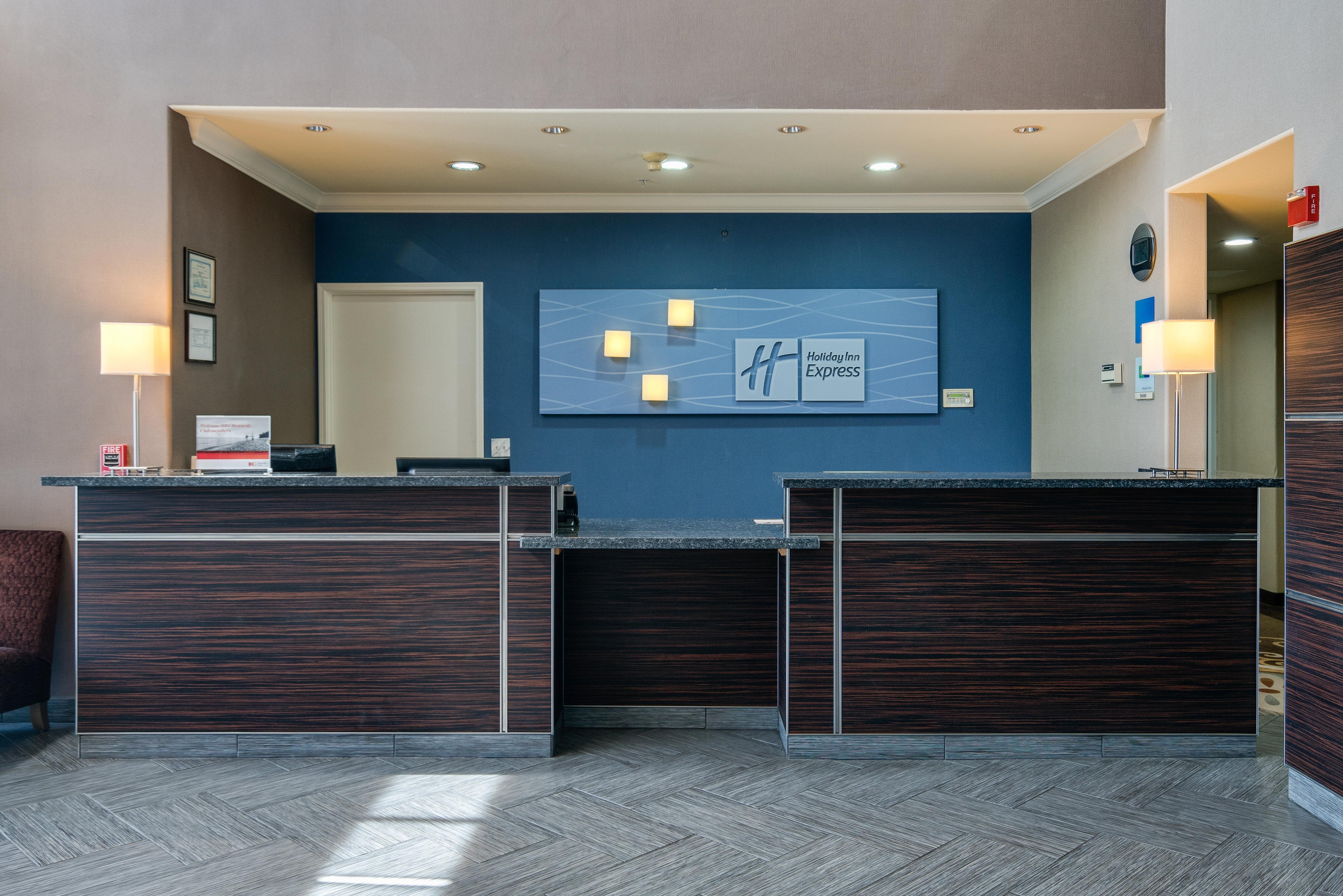 Holiday Inn Express & Suites Santa Clara By Ihg Eksteriør billede